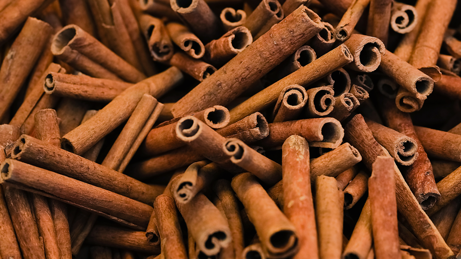 Dalchini (Cinnamon): Uses, Benefits, and Side Effects